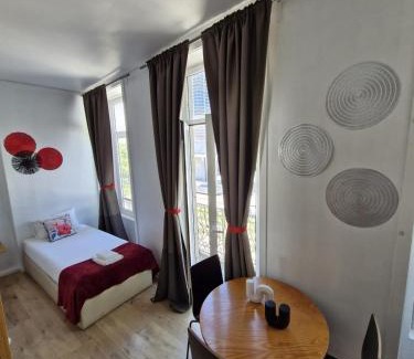 Campanha Apartment | Porto in Colors - Red Studio