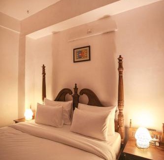 Udaipur City Centre Hotel | Prem Niwas a Heritage Hotel & Homestay