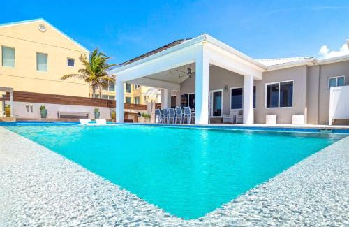 Bodden Town House | Present Moment by Grand Cayman Villas & Condos