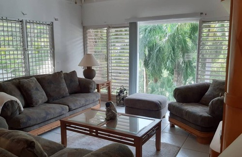 IronShore Estates Apartment | Private House With A Pool