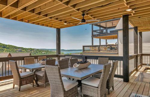 Hollister Cabin | Private Pool- Fitness Room- Golf Cart- Arcades- Expansive Decks- Elevator! Golf Car too!