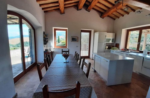 Montecchio Villa | Private Villa with Infinity Pool - Fantastic Views and Sunsets.
