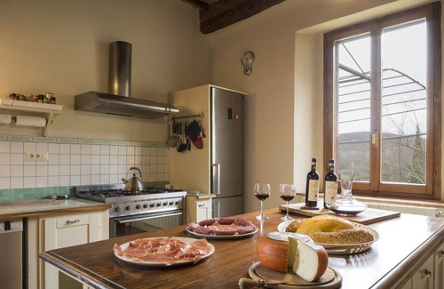 Simignano Villa | Private Villa with WIFI, A/C, hot tub, private pool, TV, patio, panoramic view, close to Siena
