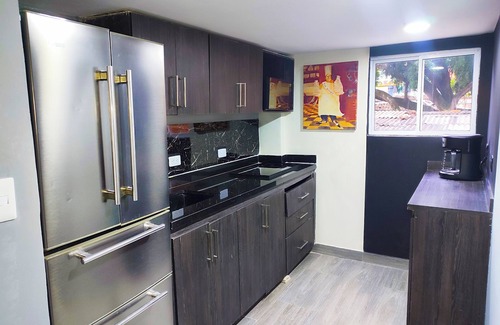 Zona Rosa Apartment | $ PROMO $ 11 Bedrooms with bathrooms Aprtmnt + 2 Jacuzzis and a rooftop pool. @Poblado