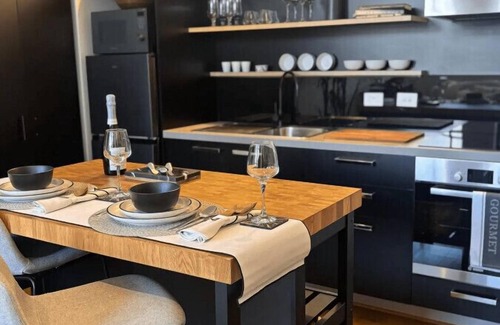 Geelong Apartment | Provincial Heritage CBD-Geelong