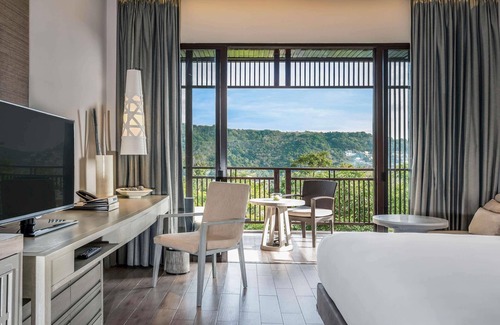 Sa Khu Resort | Pullman Phuket Arcadia Naithon Beach