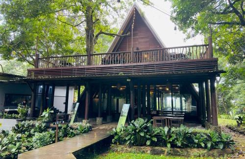 Cipanas Hotel | Puncak Tawa Park