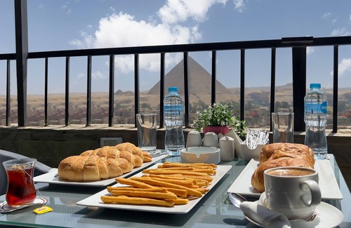 Giza Apartment | pyramids tower view inn