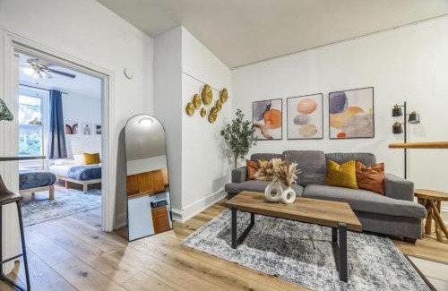 Center City West Apartment | Quaint and Cozy Center City 1BR that Sleeps 4