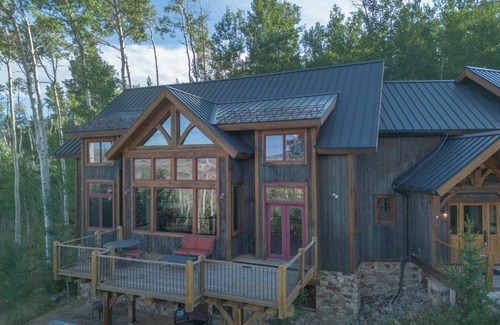 Telluride House | Quakey Lane - Ski Ranches - Strong Elk Lodge