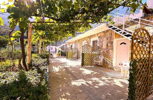 Vlore Apartment | Quiet Blue Guesthouse