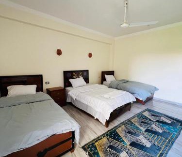 Luxor House | Quiet Gate Guest House