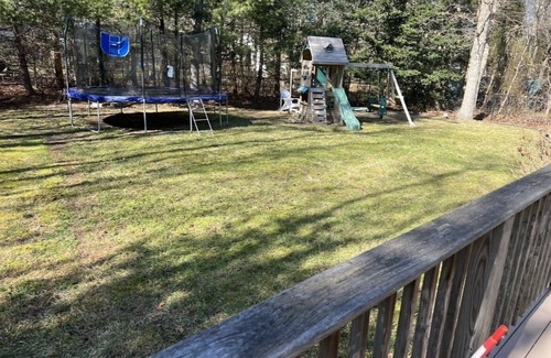 Marstons Mills House | Quiet home in quiet neighborhood on Cape Cod!