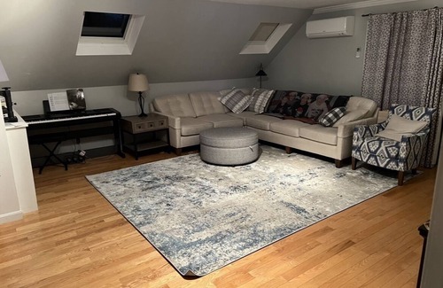 Marstons Mills House | Quiet home in quiet neighborhood on Cape Cod!