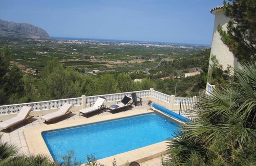 Benidoleig Villa | Quietly located villa with pool and great views of the green valley and Mediterranean Sea