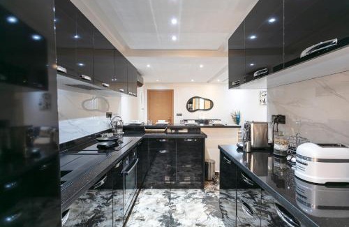 Oulad Khallouf Apartment | Résidence Coralia, piscine, fibre obtique, Parking gratuit