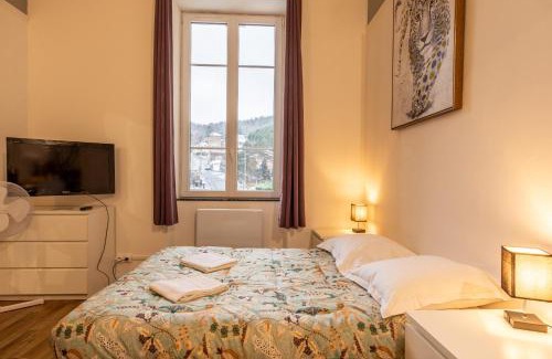 Chatel-Guyon Apartment | Résidence du Parc appartement calme