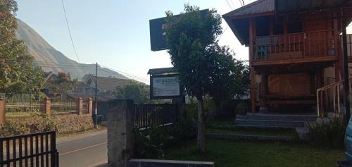 Kecamatan Sembalun House | Radiya Guesthouse