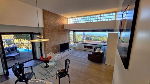 Ragalna Apartment | Rahal Luxury Between Etna & Sea - Heated Jacuzzi & Infinity Pool