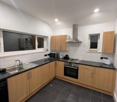 Offerton Apartment | Raja Bros