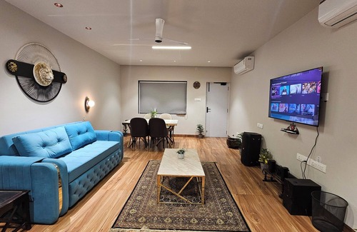 Shyam Nagar House | Rajvilla:Where Every Stay Tells a Storyn2 bedroom house in adorable Jaipur