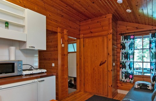 Heinavesi House | Rantamökki 16 by Interhome