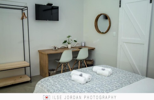 Oudtshoorn Bed & Breakfast | Raw Karoo Guest House