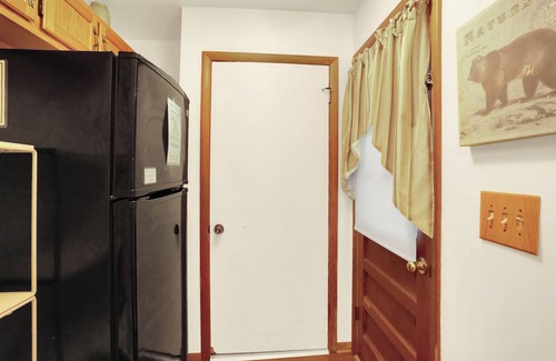 Huntingdon Cabin | Raystown Retreat- Snyders Run, Aunt Susie's