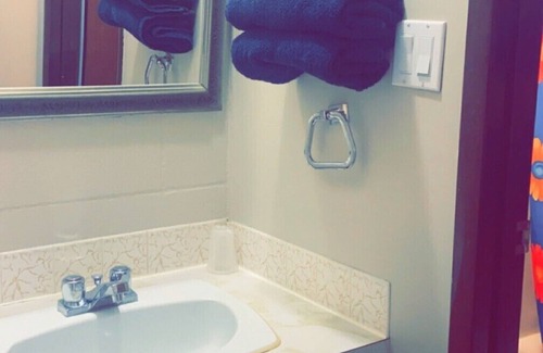 Redwater Hotel | Red Rest Motel