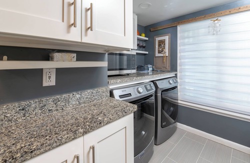 Oceanmarsh Subdivision Condo | Relax in Coastal Comfort – 2BR/2.5BA Harbor Island Retreat