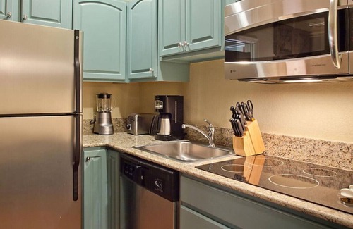 Boyne City Condo | Relax in this 1BD resort condo after skiing at Boyne Mountain