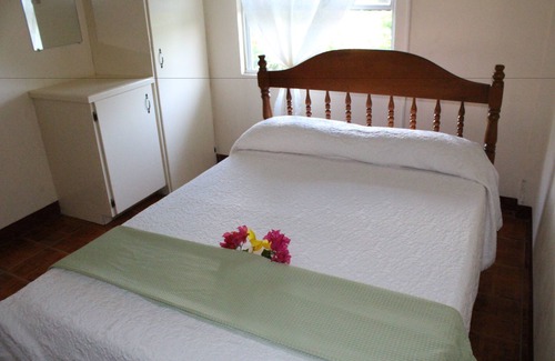 Calliste Hotel | Relax Inn Grenada West Indies