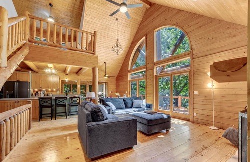 Menard County House | Relaxing Log Home Escape - Sauna, Hot Tub & Billiards!