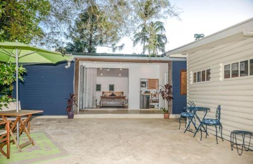 Witta House | Renovated 2-Bed Cottage - Sleeps 4 - Free Parking
