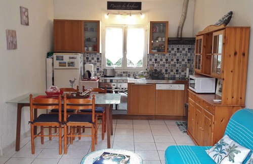 Solaro House | Rent a mini villa in a quiet garden with 4/6 pers 600m walk from a sandy beach