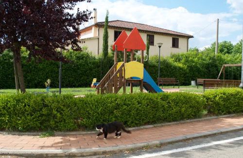 Pieve di Santa Luce Apartment | Residence Giuly Rosselmini