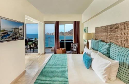 El Medano Ejidal Resort | Resort Apartment at the heart of Cabo Beach