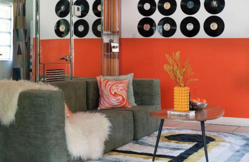 Buena Vista House | Retro Rewind - Location parking and all the vibes