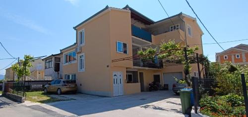 Kastel Novi Apartment | Rico Apartment Cosy and Spacious holiday
