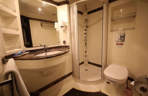Cairo Hotel | River Boat - Triple Room