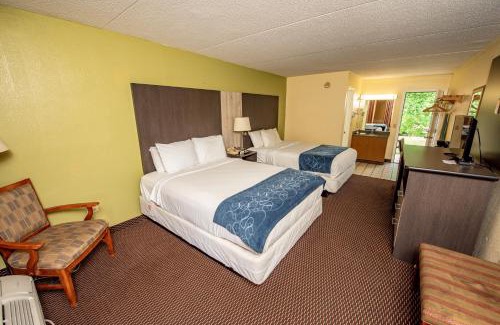 Pigeon Forge Hotel | River Place Inn