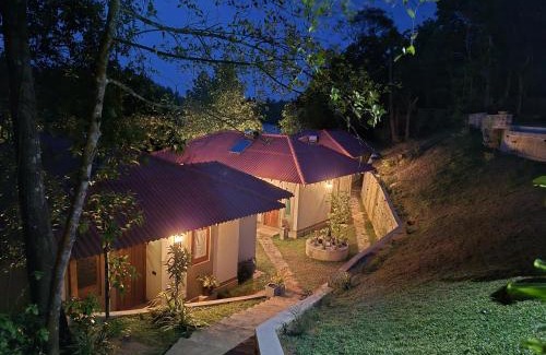 Hikkaduwa Hotel | River Shades Hotel