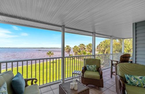 Port Charlotte Apartment | Riverfront Condo w Water Views-Heated Pool