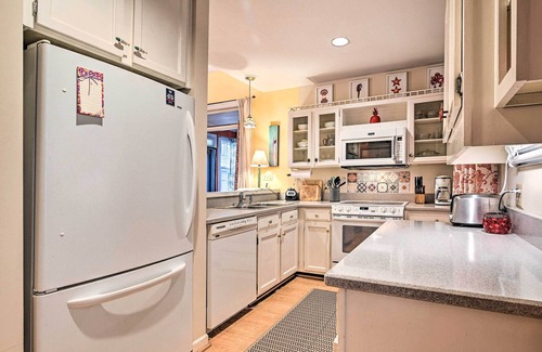 Murrells Inlet Cottage | Riverside Cottage: Close to Ocean and Myrtle Beach