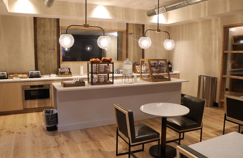 Fishtown Hotel | Riversuites at The Battery