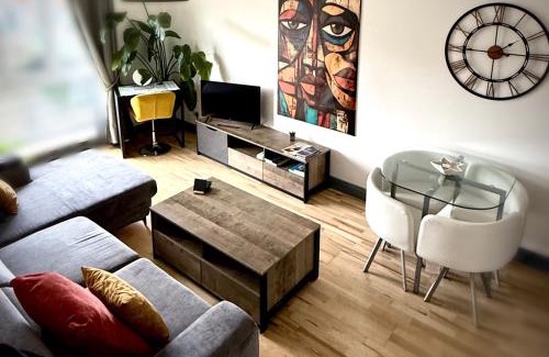 The Liberties Apartment | Riverview Apartment