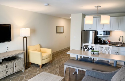 South Yarmouth Apartment | Riverview Resort