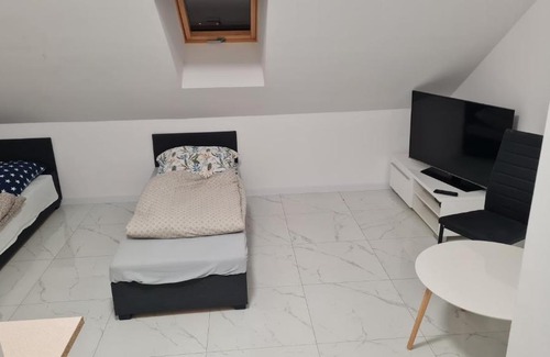 Kołbaskowo House | RMF Naworol