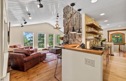 Teton Village House | RMR: Tuckaway House in Teton Village