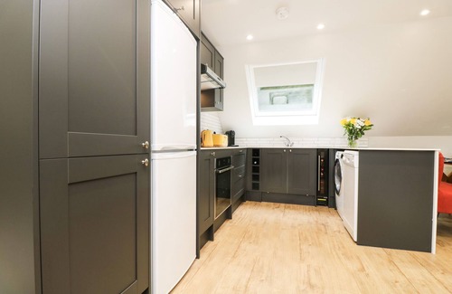 Camborne Cottage | Robin's Nest at The Shire Inn